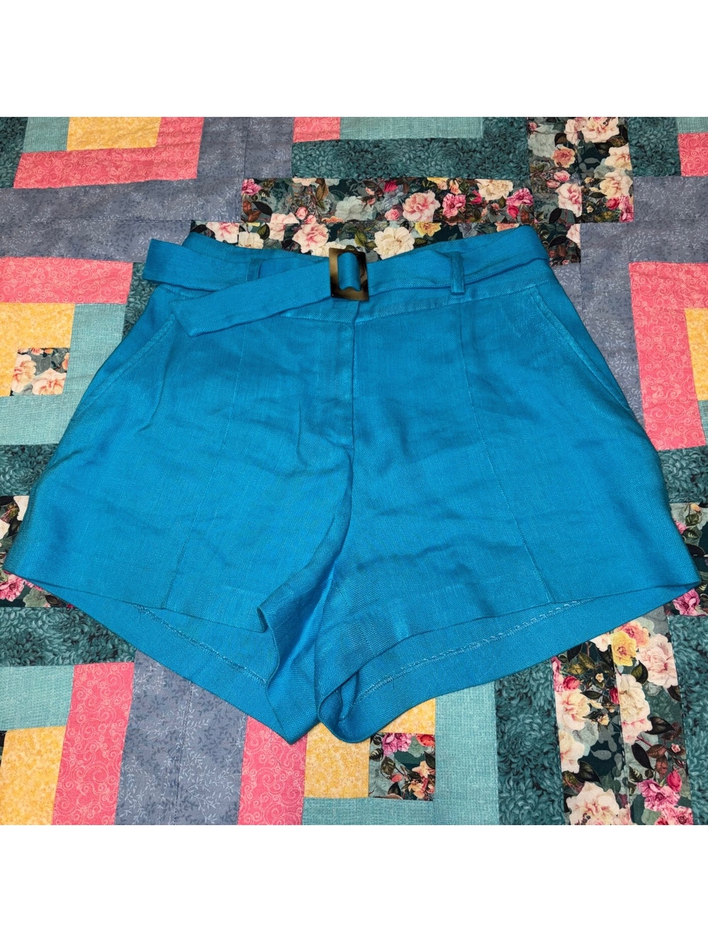 Veronica Beard $300 Linen Blend “Makayla” Woman’s Size 6 Belted Blue shorts